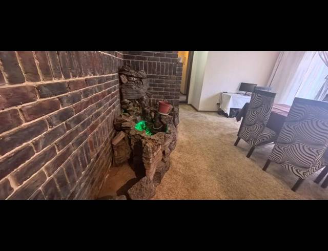 4 BEDROOM HOUSE FOR SALE IN WITPOORTJIE